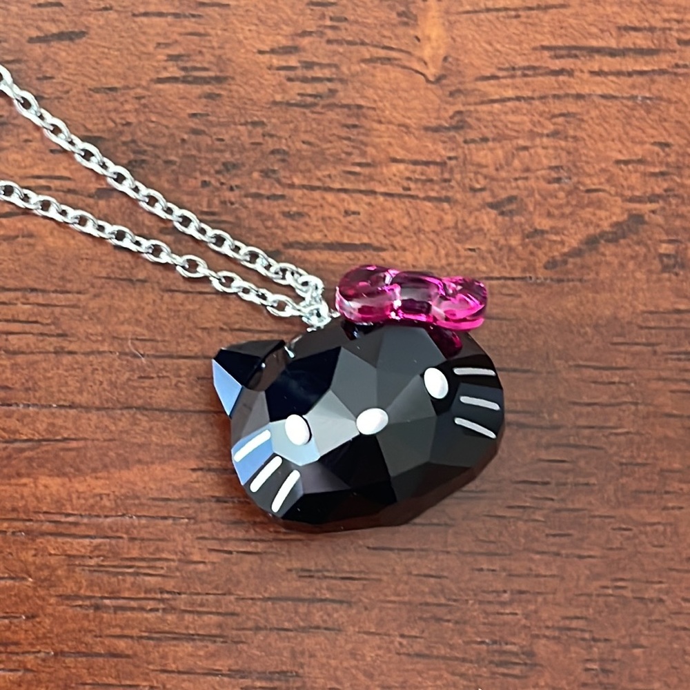 Rare Retired Hello Kitty Swarovski Necklace - Silver